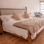Bradley Cozy Mexican Home